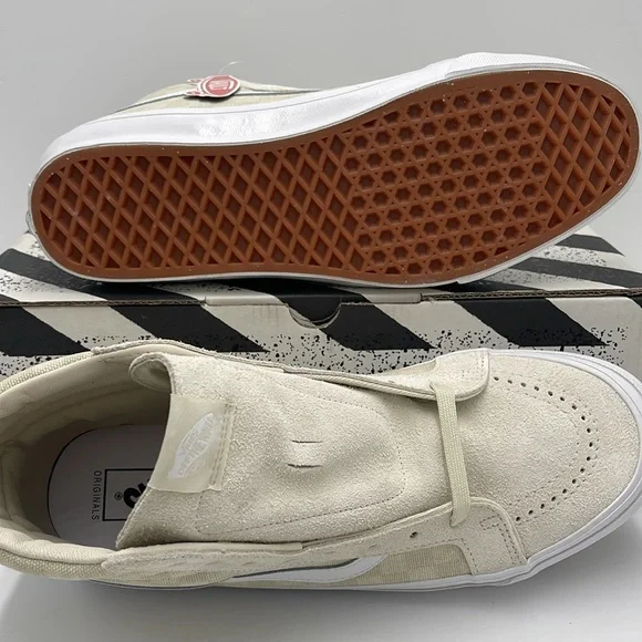 Vans Men’s 0g Sk8-Hi Lx Vault Checkerboard Vintag
VN0A4BVB0VW 
Sneakers - Picture 3 of 16